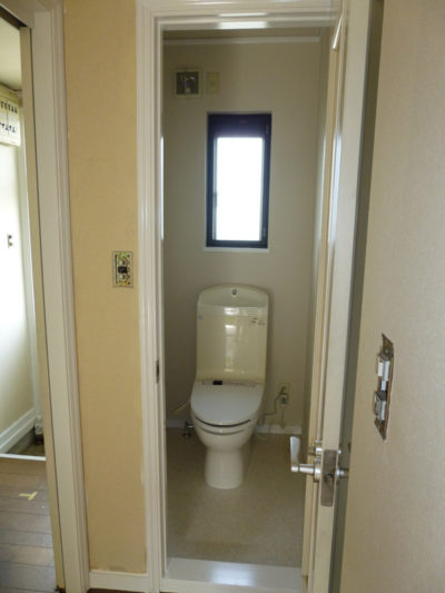 トイレ交換BEFORE