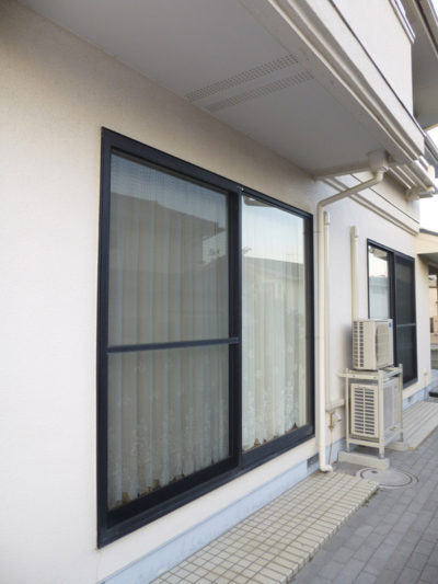 シャッター取付けBEFORE