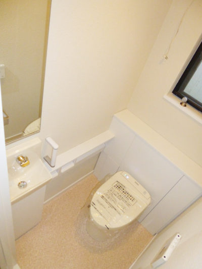 トイレ交換AFTER2